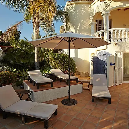Luxury 5 Bed Mountain Views Heated Pool Games *