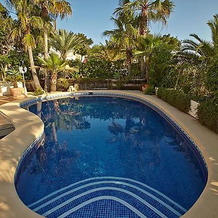 Luxury 5 Bed Mountain Views Heated Pool Games