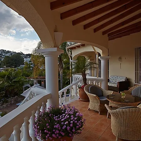 Villa Luxury 5 Bed Mountain Views Heated Pool Games